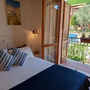 i-tre-poeti.it-tuscanyhotel.com/