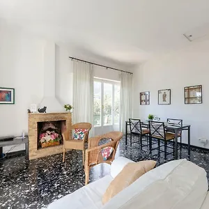 Joivy Sea View Flat With Balcony, Cinque Terre Apartment